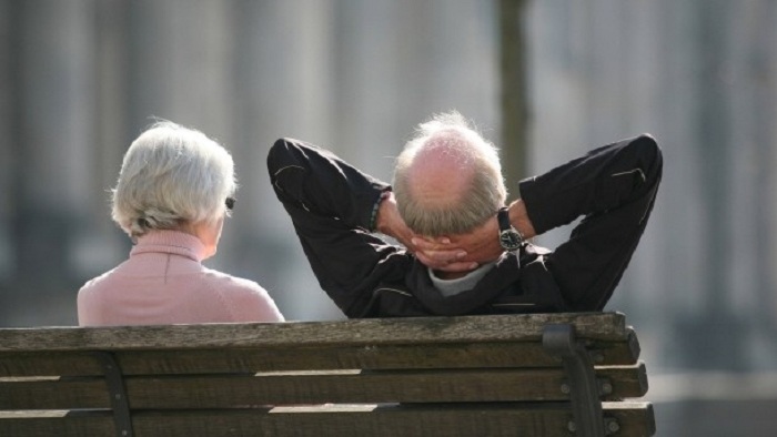 Unternehmen lagern Pensionsverpflichtungen aus